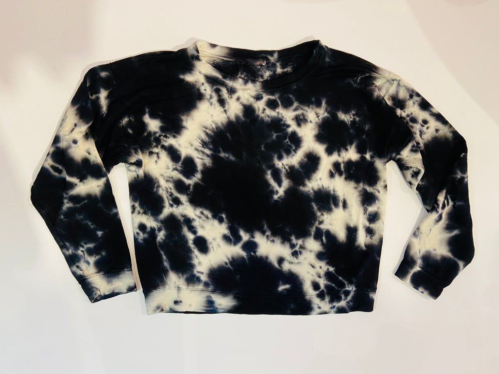 Long Sleeve Black & White Tie Dye Top